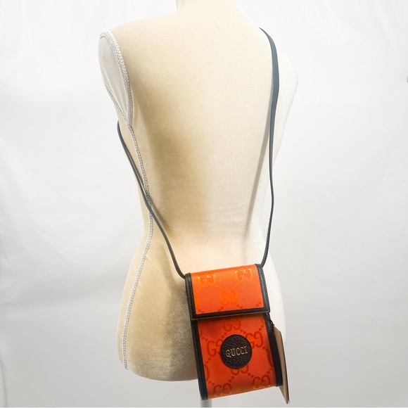 GUCCI
Econyl Nylon Monogram Off The Grid Crossbody Bag Carrot Orange Black - Picture 5 of 16